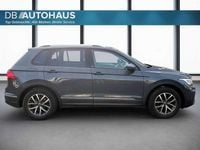 Gebraucht VW Tiguan Active 131 PS (96 kW) 2023 Grau SUV