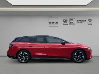 Gebraucht VW ID.7 Pro 210 kW (286 PS) 2025 Rot Kombi