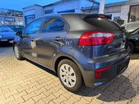 Gebraucht Kia Rio 86 PS (63 kW) 2016 Grau Kleinwagen
