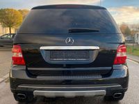 Gebraucht Mercedes ML350 272 PS (200 kW) 2005 Schwarz SUV