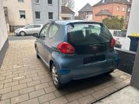Gebraucht Toyota Aygo 68 PS (50 kW) 2008 Blau Kleinwagen