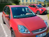 Gebraucht Ford Fiesta 90 PS (66 kW) 2008 Rot Kleinwagen
