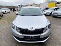 gebraucht Skoda Octavia Combi Clever *Automatik/ NAVI*