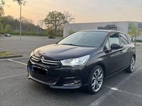 Gebraucht Citroën C4 SELECTION 150 PS (110 kW) 2015 Schwarz Limousine
