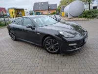 Gebraucht Porsche Panamera 250 PS (183 kW) 2012 Schwarz Kleinwagen