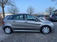Gebraucht Mercedes B180 109 PS (80 kW) 2005 Grau Van / Kleinbus
