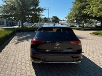 Gebraucht VW Golf VIII Active 130 PS (95 kW) 2021 Schwarz Kombi