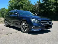 Gebraucht Mercedes E220 Avantgarde 194 PS (142 kW) 2019 Blau Kombi