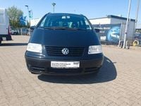 Second-hand VW Sharan 150 CP (110 kW) 2003 Negru Monovolum