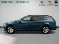 Gebraucht VW Passat Business 150 PS (110 kW) 2020 Aquamarinblau metallic Kombi