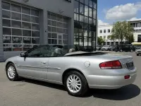 Usado Chrysler Sebring Cabriolet 203 CV (149 kW) 2003 Plateado Descapotable