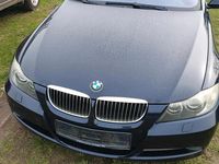 Gebraucht BMW 330 230 PS (169 kW) 2005 Blau Kombi