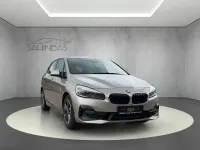 Gebraucht BMW 220 Sport Line 178 PS (130 kW) 2020 Silber Van / Kleinbus