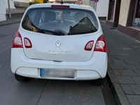 Second-hand Renault Twingo Dynamique 75 CP (55 kW) 2012 Alb Hatchback