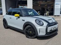 Gebraucht Mini Cooper 135 kW (184 PS) 2021 White silver (metallic) Kleinwagen