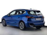 Gebraucht BMW 218 M Sport 150 PS (110 kW) 2022 Blau Van / Kleinbus