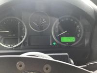 Gebraucht Land Rover Defender 122 PS (89 kW) 2012 Silber Van