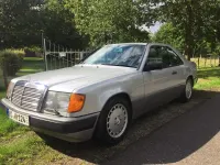 Gebraucht Mercedes 230 132 PS (97 kW) 1989 Grau Limousine