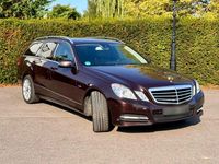 Gebraucht Mercedes E350 Avantgarde 265 PS (194 kW) 2012 Braun Kombi
