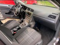 Gebraucht VW Golf VII 110 PS (80 kW) 2016 Grau Kleinwagen
