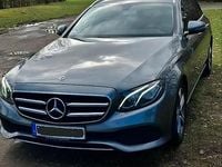 Gebraucht Mercedes E220 194 PS (142 kW) 2019 Grau Kombi