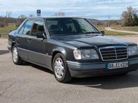 Gebraucht Mercedes E320 220 PS (161 kW) 1994 Schwarz Limousine