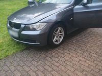 Gebraucht BMW 320 150 PS (110 kW) 2006 Grau Kombi