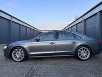 Gebraucht Audi A8 Ambiente 258 PS (189 kW) 2014 Grau Limousine