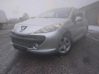 Gebraucht Peugeot 207 95 PS (69 kW) 2008 Silber Kleinwagen