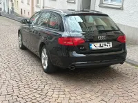 Gebraucht Audi A4 Attraction 204 PS (150 kW) 2015 Schwarz Kombi
