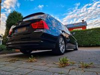 Gebraucht BMW 325 204 PS (150 kW) 2011 Schwarz Kombi