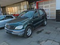 Gebraucht Mercedes ML320 218 PS (160 kW) 2001 Grün SUV