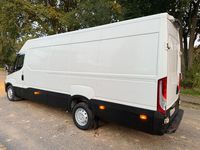Gebraucht Iveco Daily 136 PS (100 kW) 2016 Weiß Van / Kleinbus