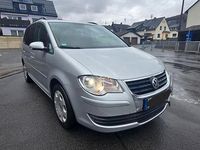 Gebraucht VW Touran 140 PS (102 kW) 2007 Silber Van / Kleinbus