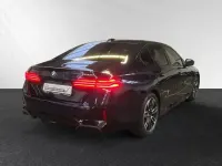 Gebraucht BMW 530e M Sport 299 PS (219 kW) 2025 Carbonschwarz metallic Limousine