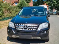 Gebraucht Mercedes ML350 231 PS (169 kW) 2010 Schwarz SUV
