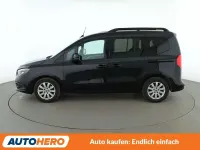 Gebraucht Mercedes T180 Progressive 116 PS (85 kW) 2024 Loparitschwarz Van / Kleinbus