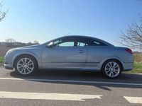 Gebraucht Opel Astra 105 PS (77 kW) 2008 Silber Cabrio