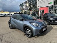 Neu Toyota Aygo X 72 PS (52 kW) 2025 Grau SUV