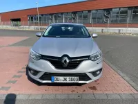 Gebraucht Renault Mégane III Experience 132 PS (97 kW) 2016 Silber Limousine