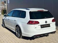 Gebraucht VW Golf VII R 300 PS (220 kW) 2016 Pure white Kombi