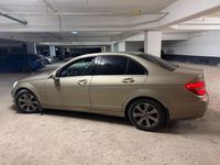 Gebraucht Mercedes C180 Elegance 156 PS (114 kW) 2012 Beige Limousine