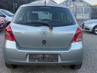 Gebraucht Toyota Yaris 90 PS (66 kW) 2007 Grau Kleinwagen