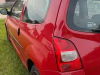 Gebraucht Renault Twingo 59 PS (43 kW) 2010 Rot Kleinwagen