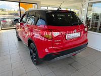 Gebraucht Suzuki Vitara 140 PS (102 kW) 2016 Rot SUV