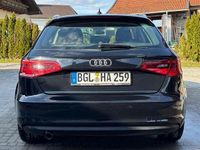 Gebraucht Audi A3 Attraction 105 PS (77 kW) 2013 Schwarz Kleinwagen