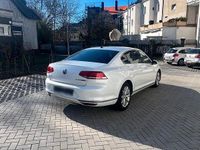 Gebraucht VW Passat 239 PS (175 kW) 2016 Weiß Limousine