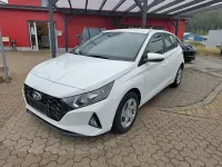 Gebraucht Hyundai i20 101 PS (74 kW) 2022 Weiß Kleinwagen