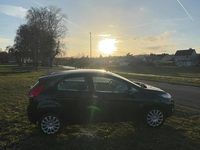 Gebraucht Ford Fiesta Trend 82 PS (60 kW) 2011 Schwarz Kleinwagen