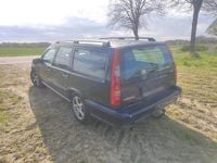 Second-hand Volvo V70 140 CP (102 kW) 2003 Albastru Break